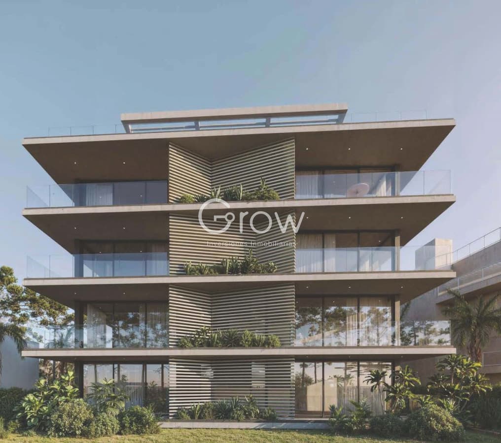 Exclusivo apartamento en primera linea de Playa Mansa!