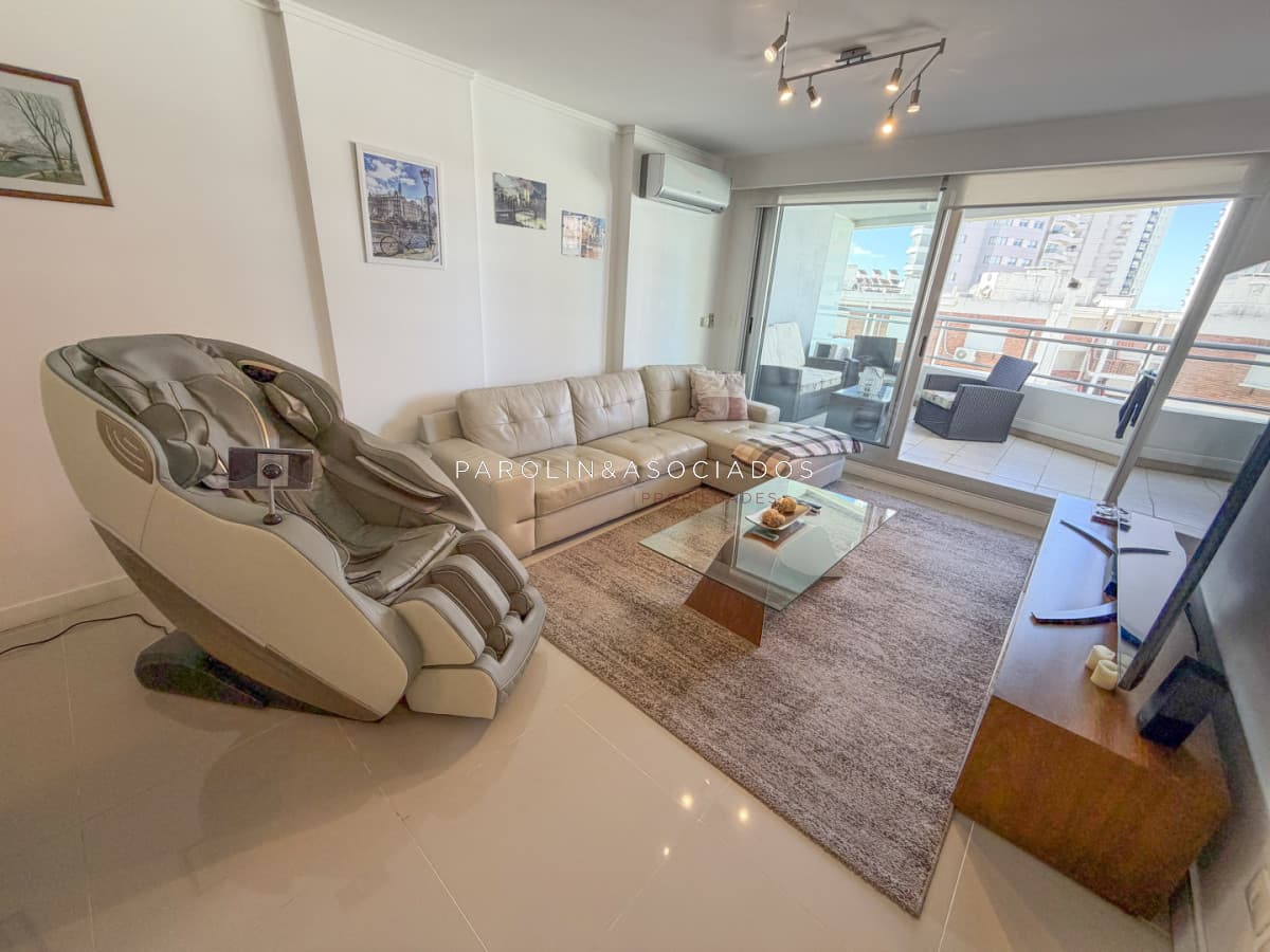 Apartamento en venta de 3 dormitorios en Forest Tower II, Punta del Este.