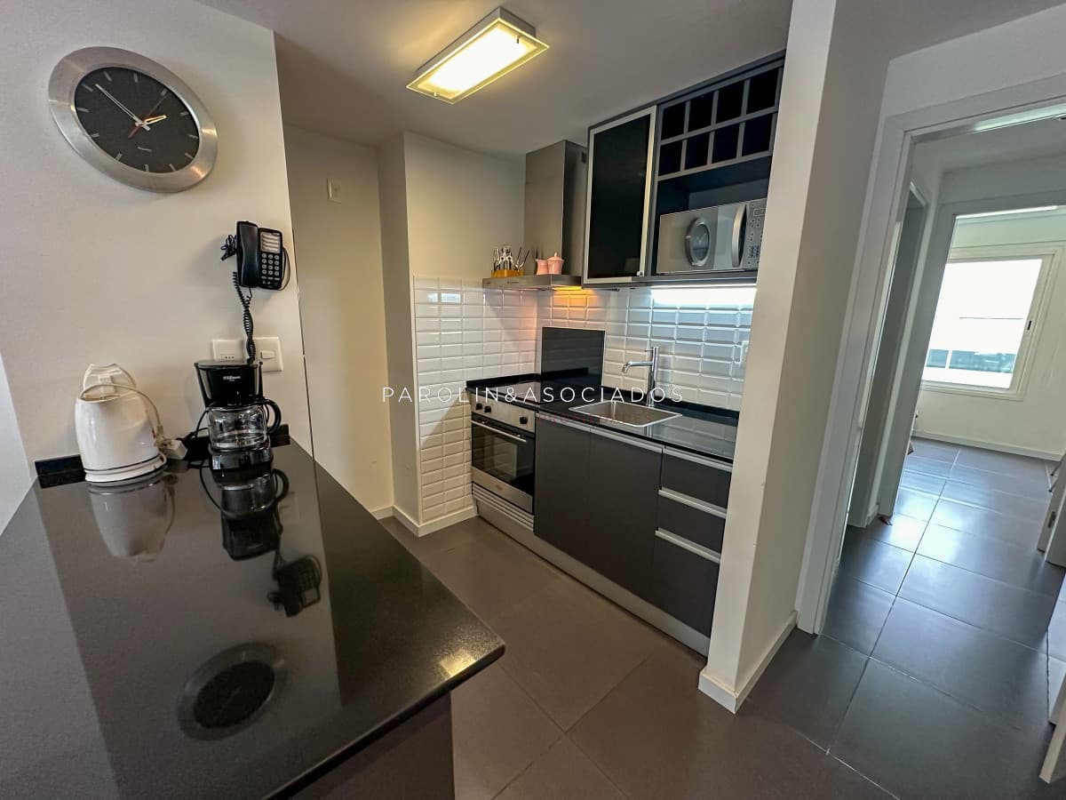 Apartamento moderno en Península con increíble posición solar!