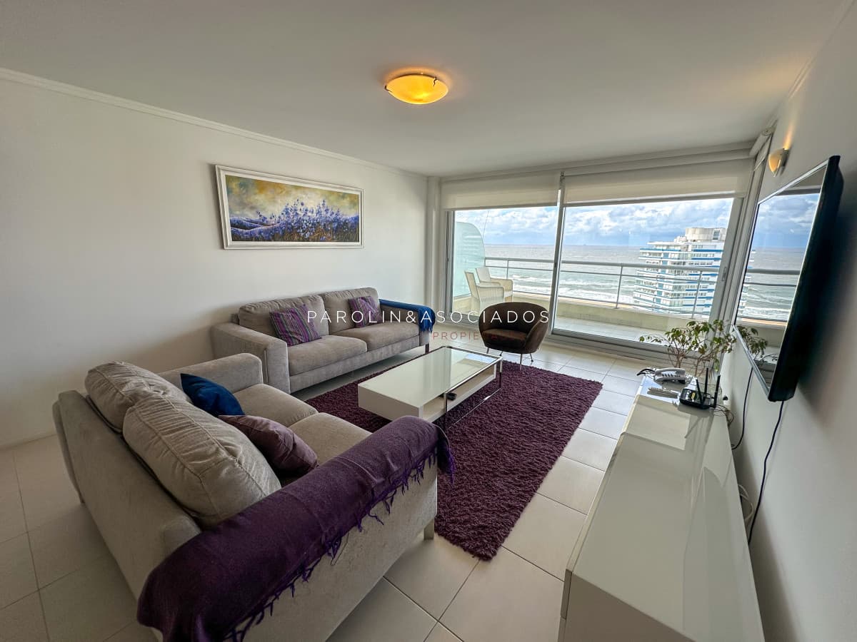 Departamento en Venta en Forest Tower de 4 Dormitorios, Punta del Este