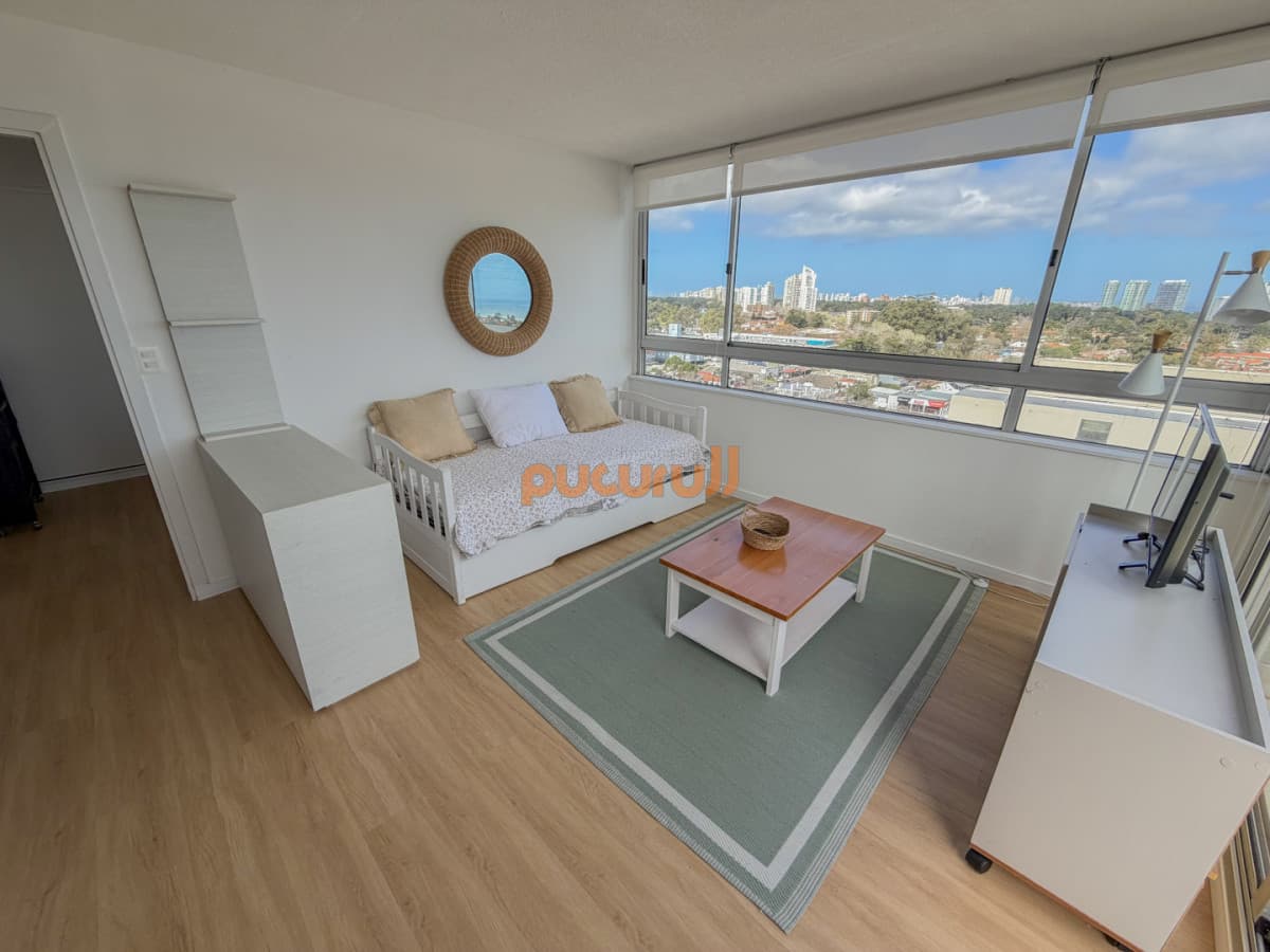 Penthouse en venta en el corazón de la ciudad!