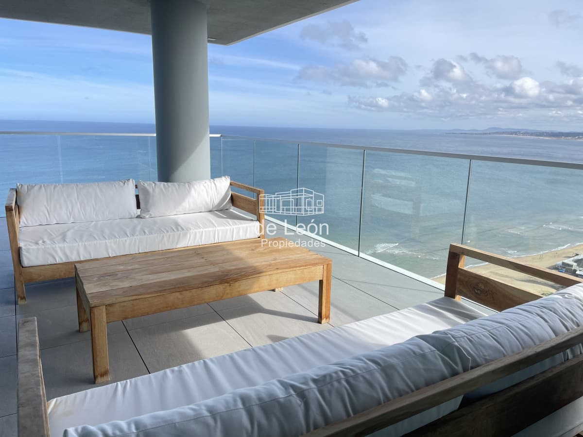Departamento premium en Playa Mansa
