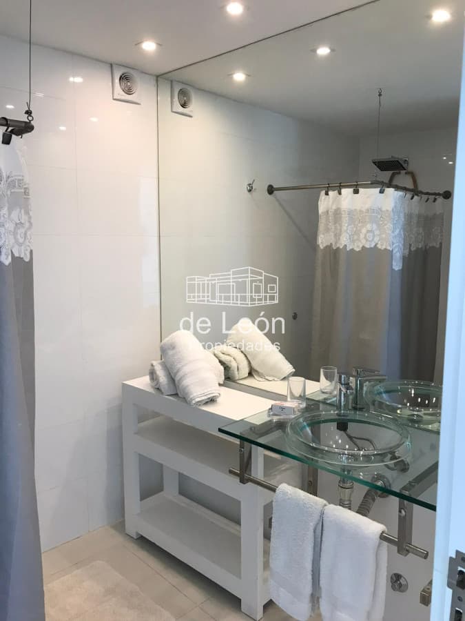 En Venta Departamento de 2 dormitorios en Bikini Beach, Manantiales
