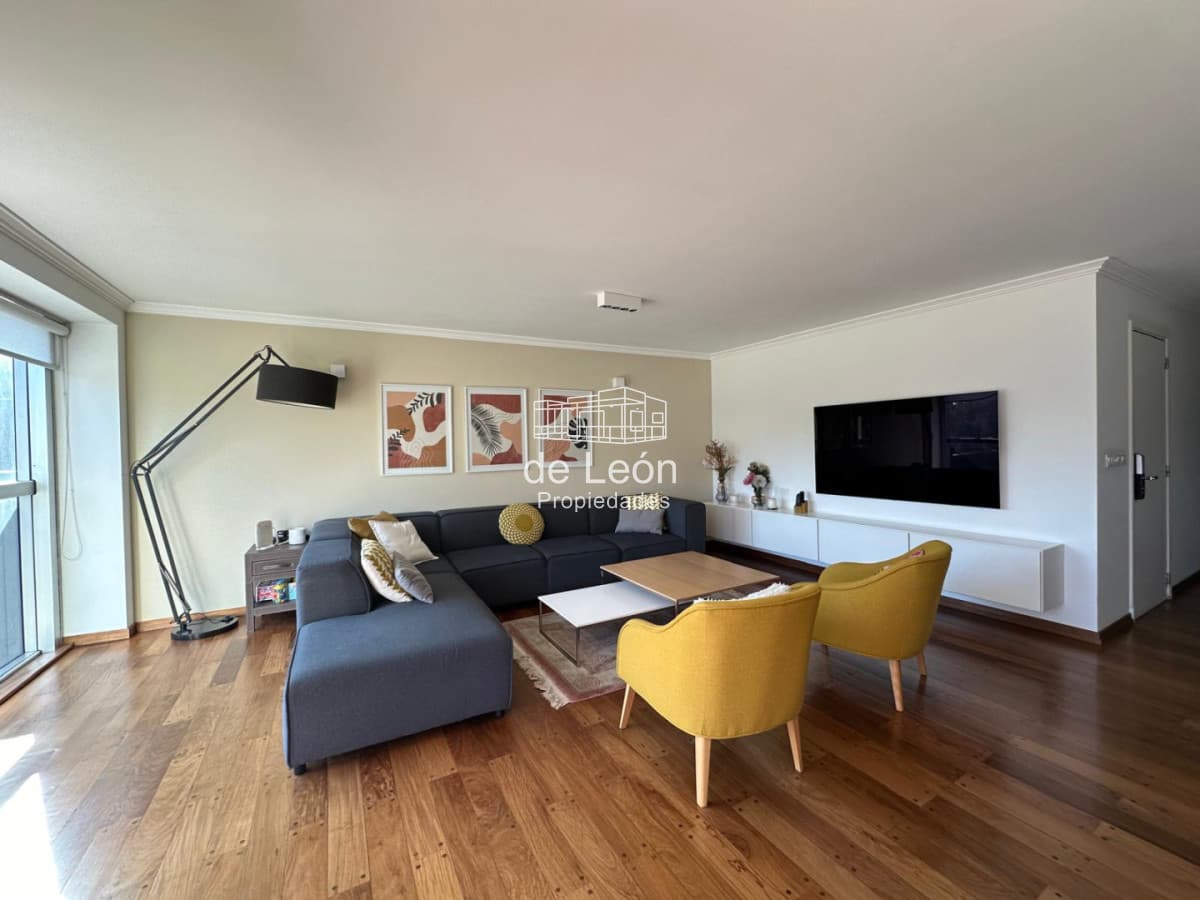 Apartamento de 3 dormitorios en Punta Carretas