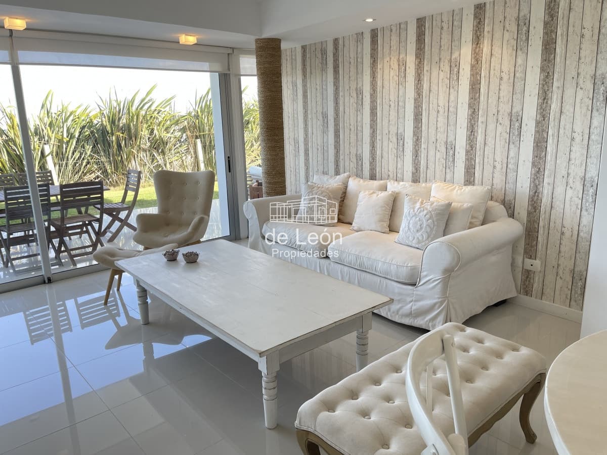 Venta Espectacular Apartamento 2 dormitorios en Manantiales