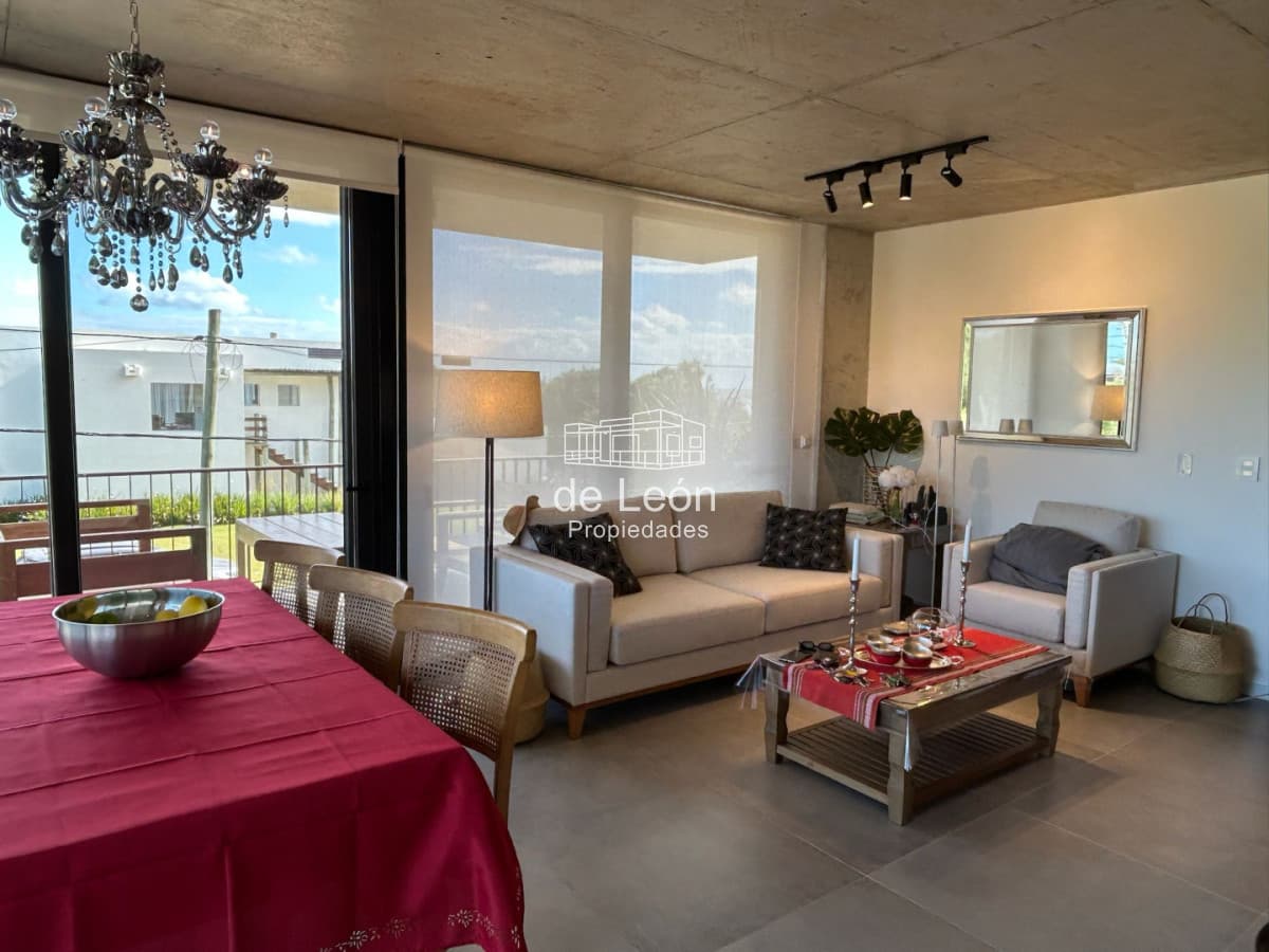 Excelente departamento de 2 dormitorios y 2 baños en Jose Ignacio