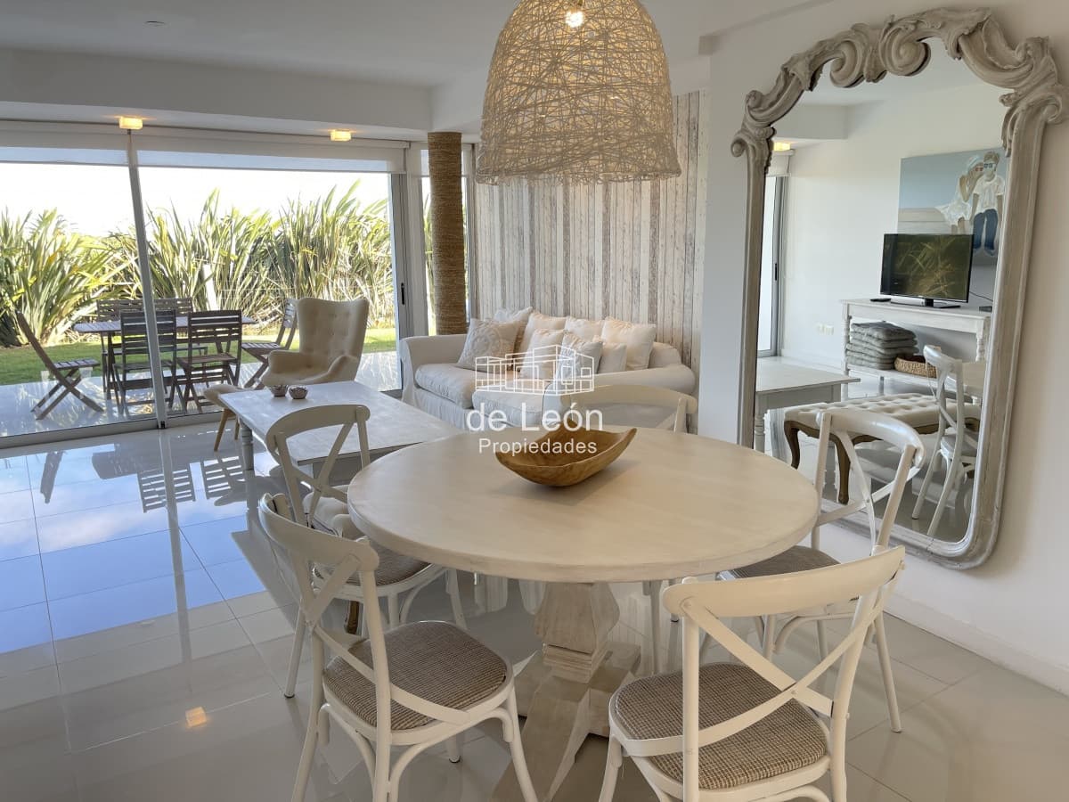 Venta Espectacular Apartamento 2 dormitorios en Manantiales