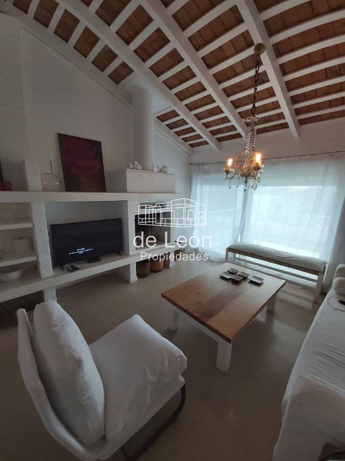 Apartamento con excelente ubicación en La Barra