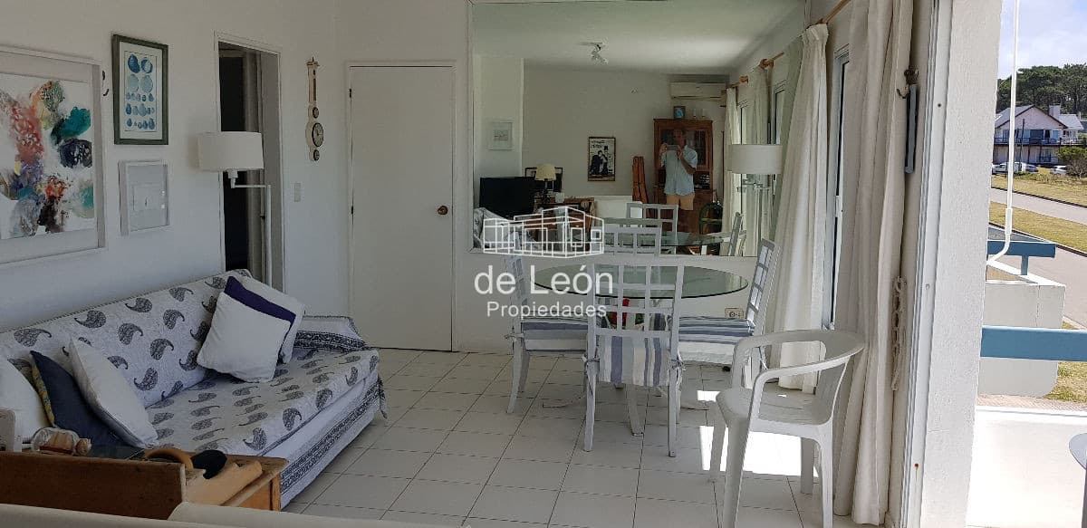 Departamento a pasos del mar en Montoya