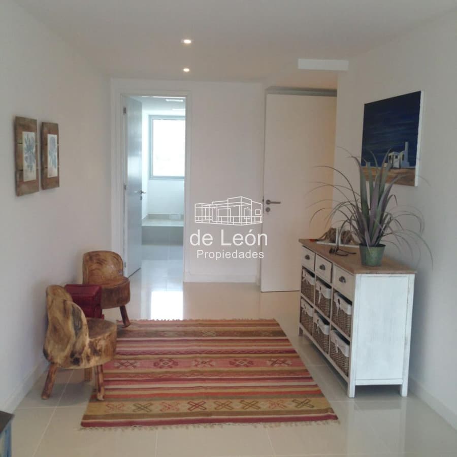 Departamento de 1 dormitorio en Manantiales, a 2 cuadras de playa Bikini