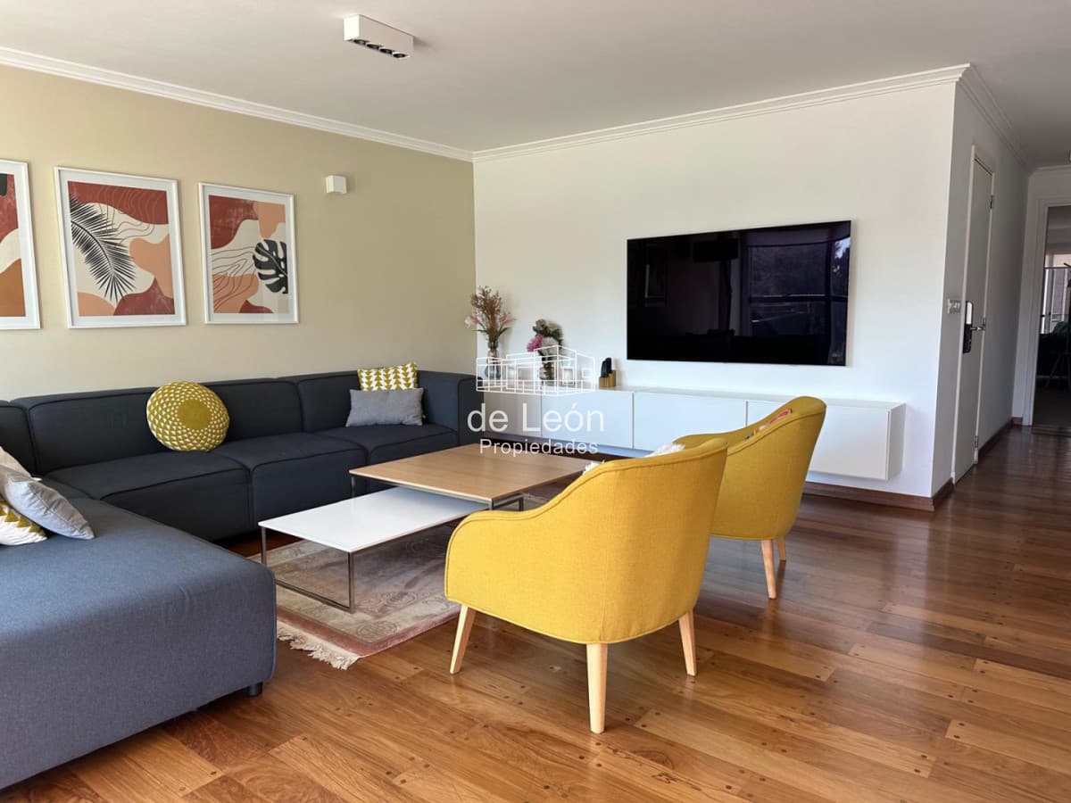 Apartamento de 3 dormitorios en Punta Carretas