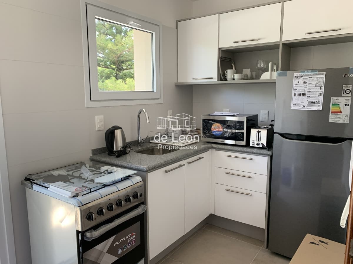 Departamento de 2 dormitorios y 2 baños, Mansa, Punta del Este
