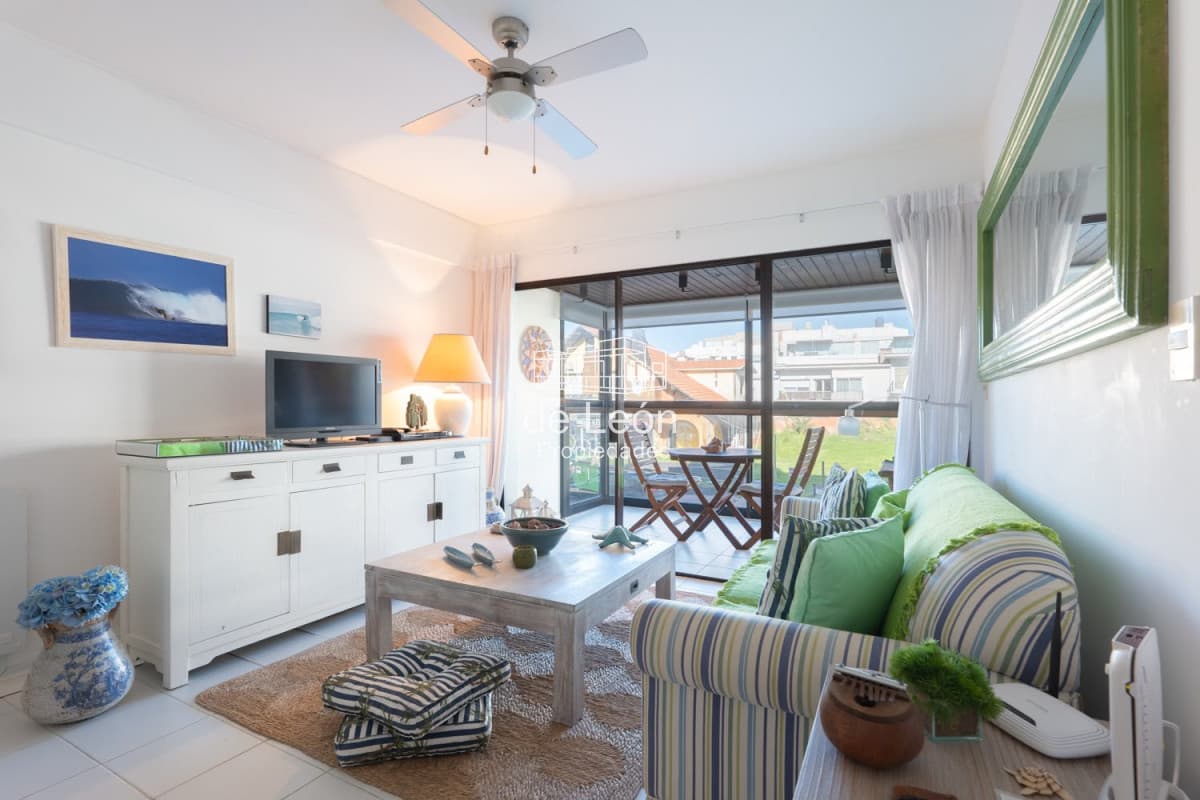 Apartamento 2 Dormitorios Península, El Emir