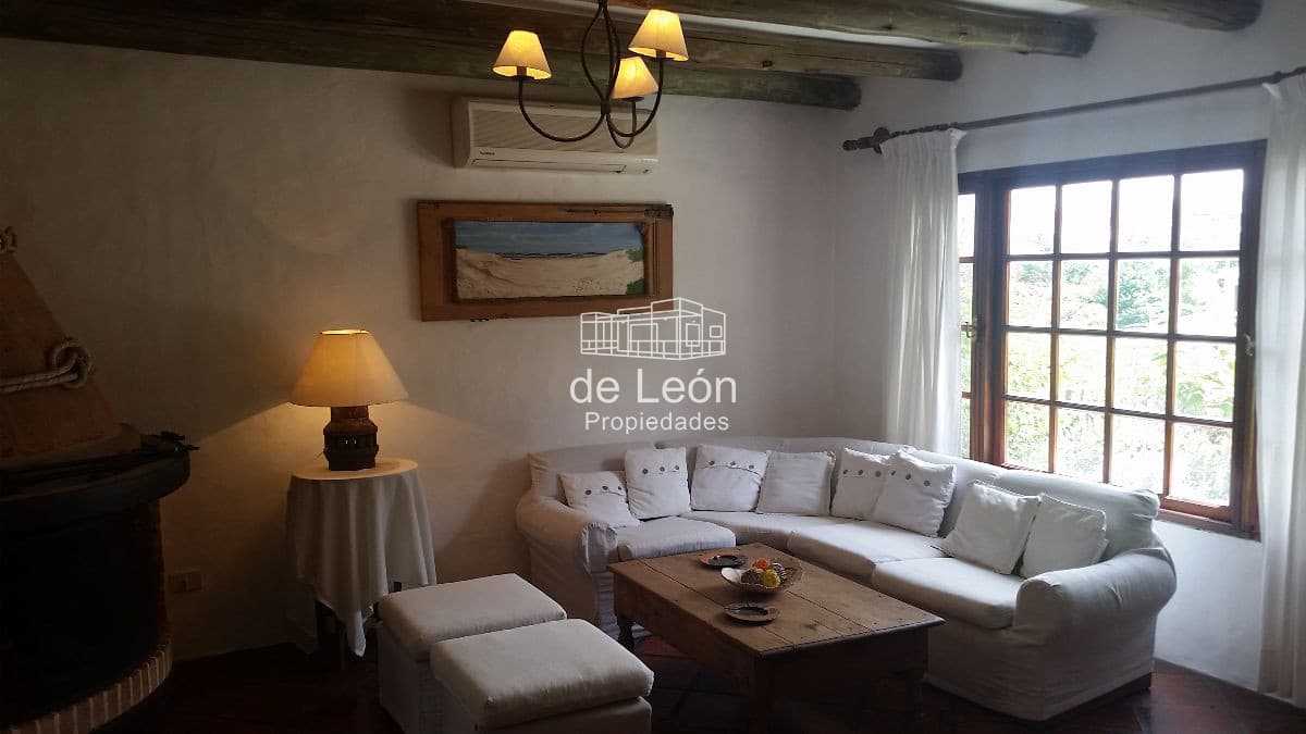 Casa en Montoya, 3 dormitorios 2 baños
