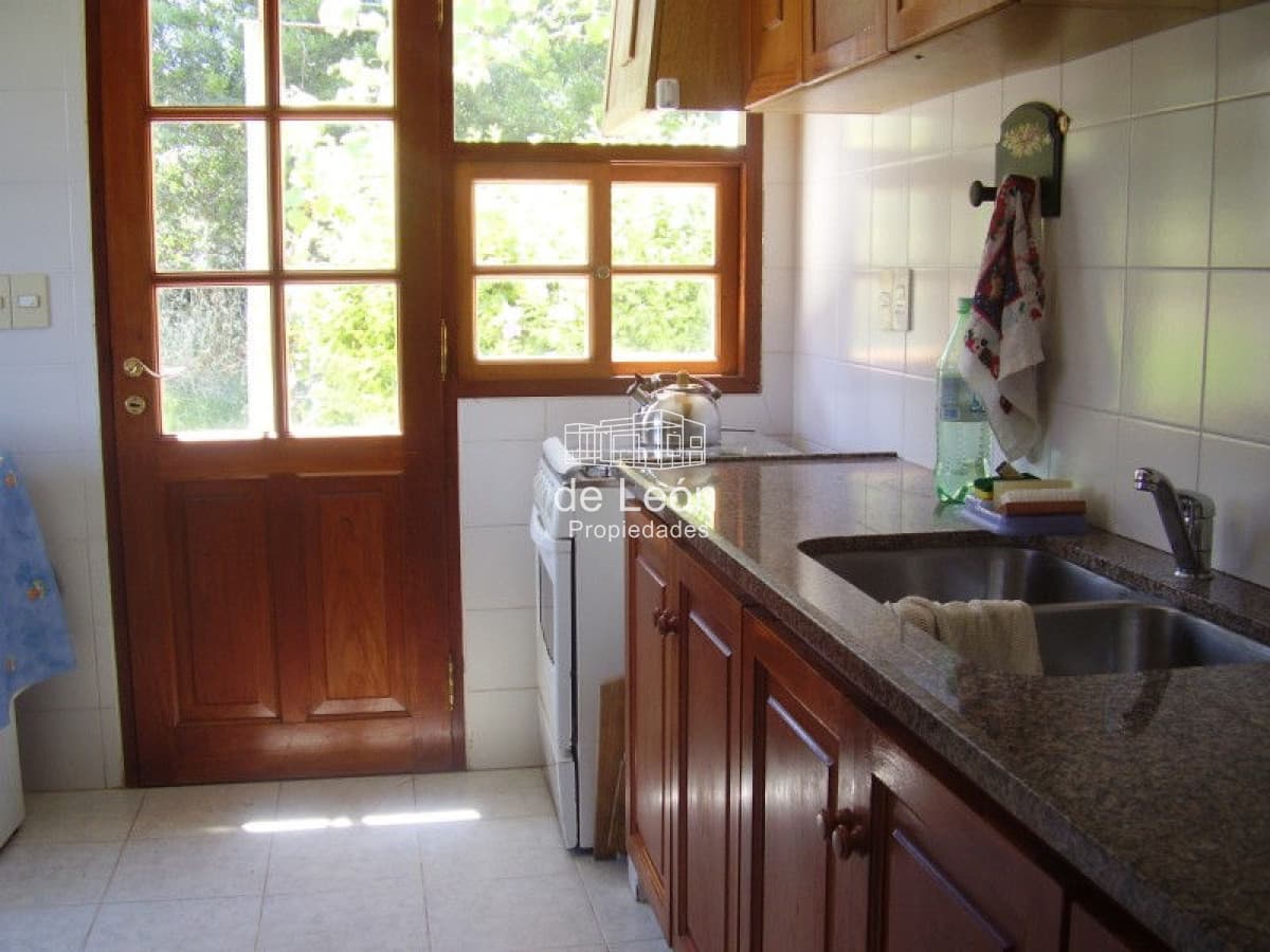 Casa en Montoya, 3 dormitorios 2 baños