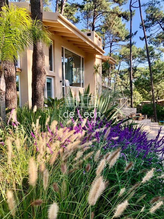 Casa en Montoya, 3 dormitorios, piscina, entorno de bosque