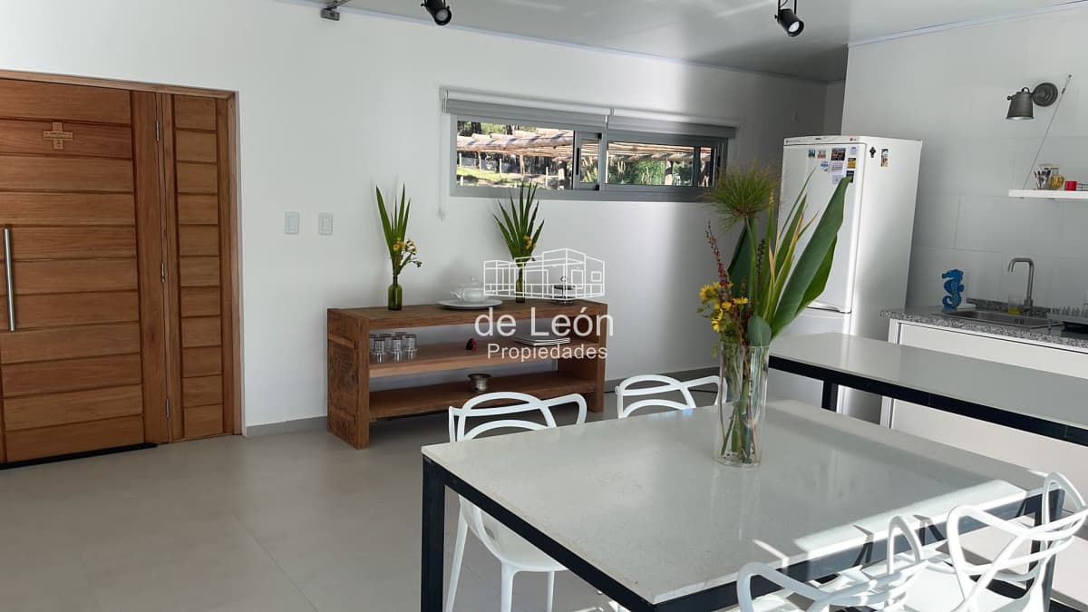 Casa a estrenar en La Barra