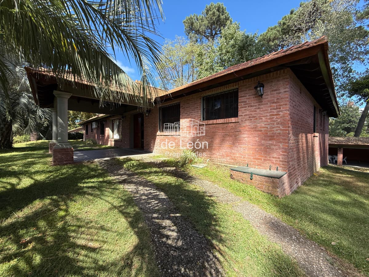 Casa de 3 dormitorios en zona colegios, Punta Del Este