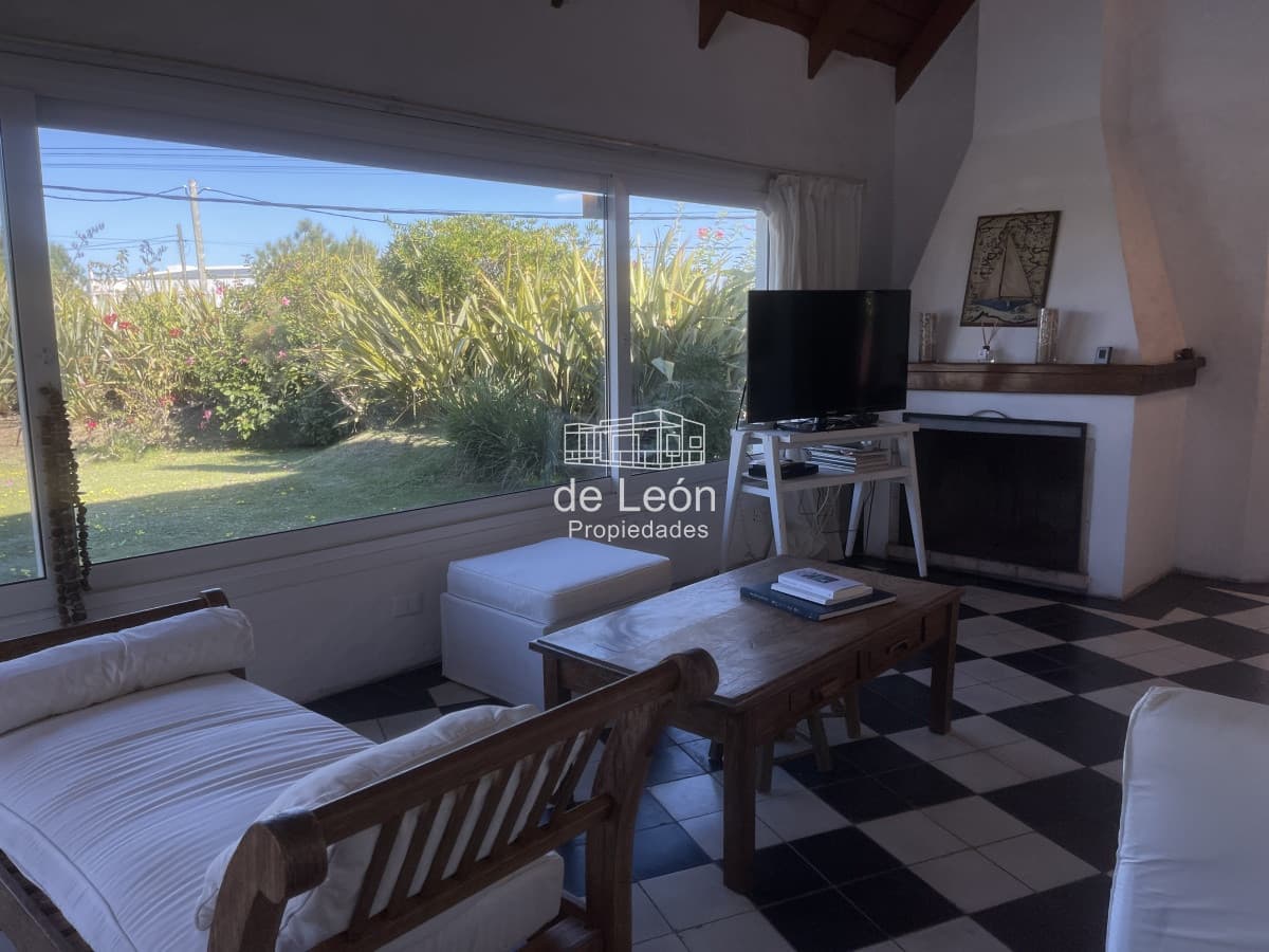 Casa ideal para disfrutar las vacaciones, 4 dormitorios, en Montoya