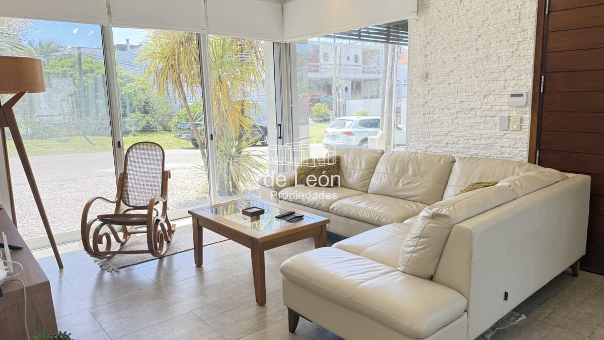 Casa de 3 dormitorios en Manantiales Ruta al mar, Alquiler temporada