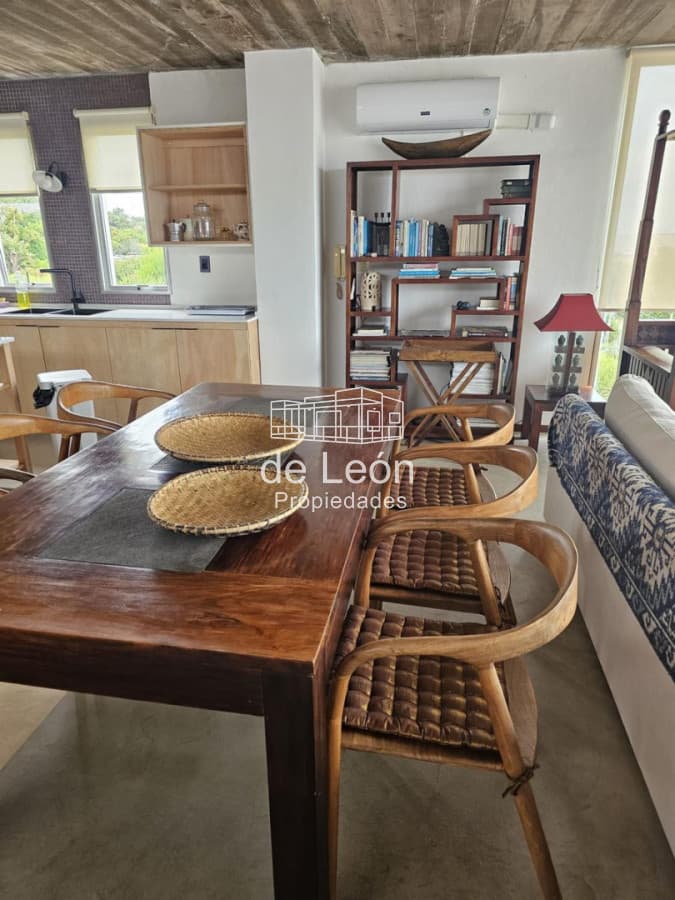 Casa de 3 dormitorios y servicio en Montoya, La Barra