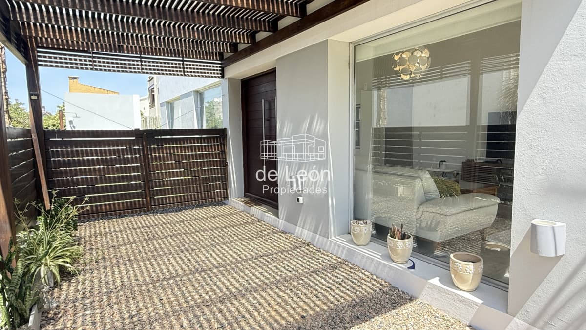 Casa de 3 dormitorios en Manantiales Ruta al mar, Alquiler temporada