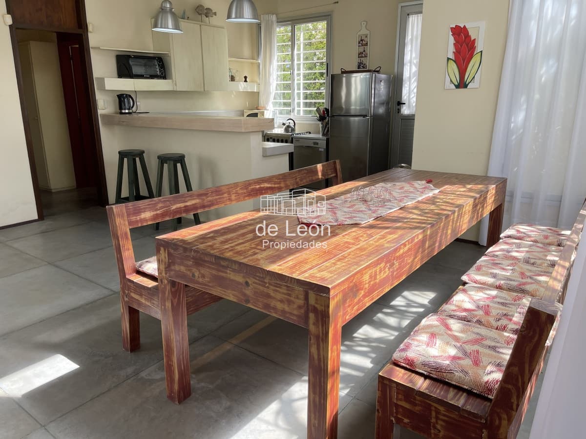 Se vende hermosa casa en Montoya