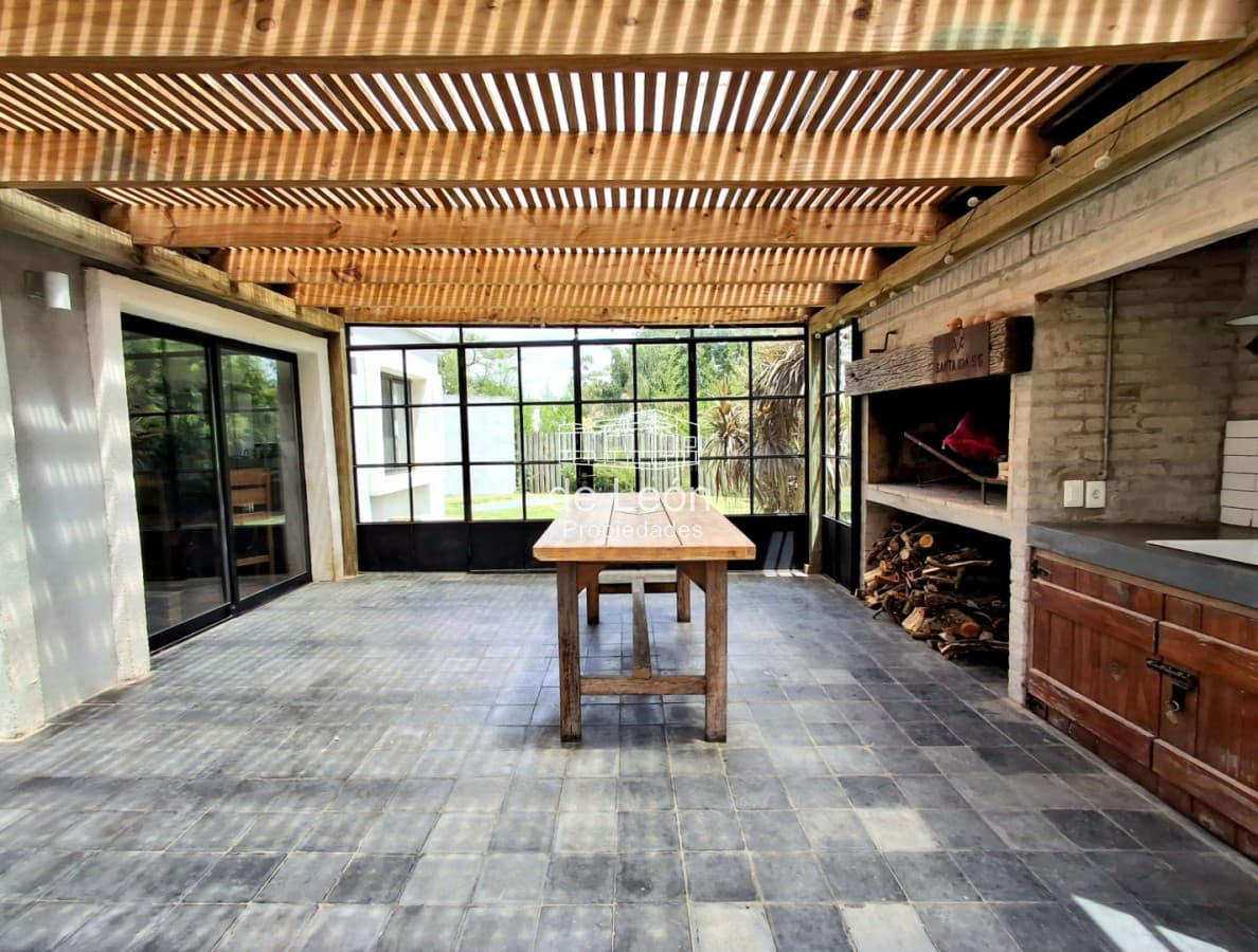 Casa en Venta 2 Dormitorios El Tesoro, La Barra