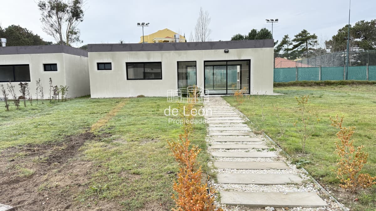 Casa en Barra Verde La Barra, 3 dormitorios 2 baños