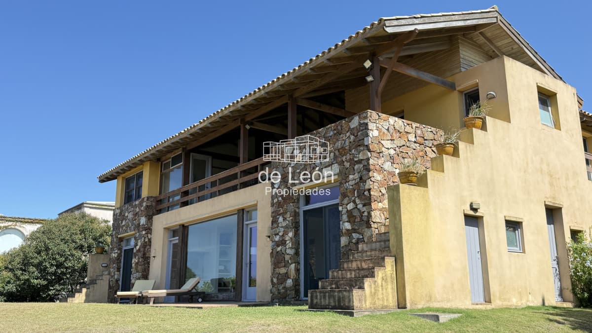 Casa en La Barra, Laguna Blanca