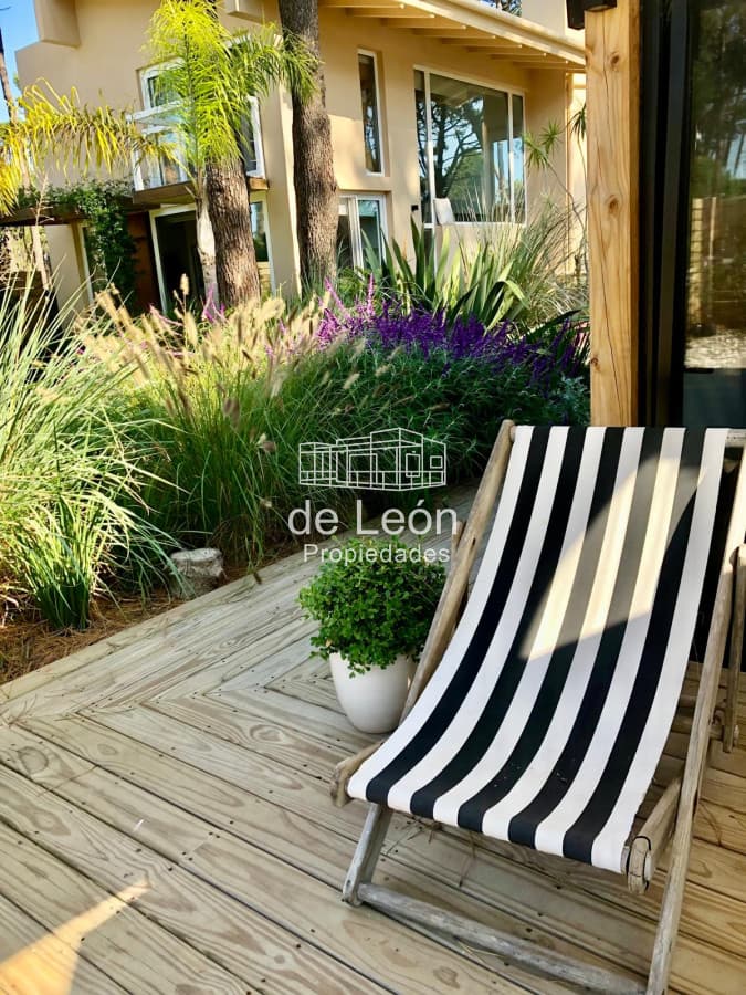 Casa en Montoya, 3 dormitorios, piscina, entorno de bosque