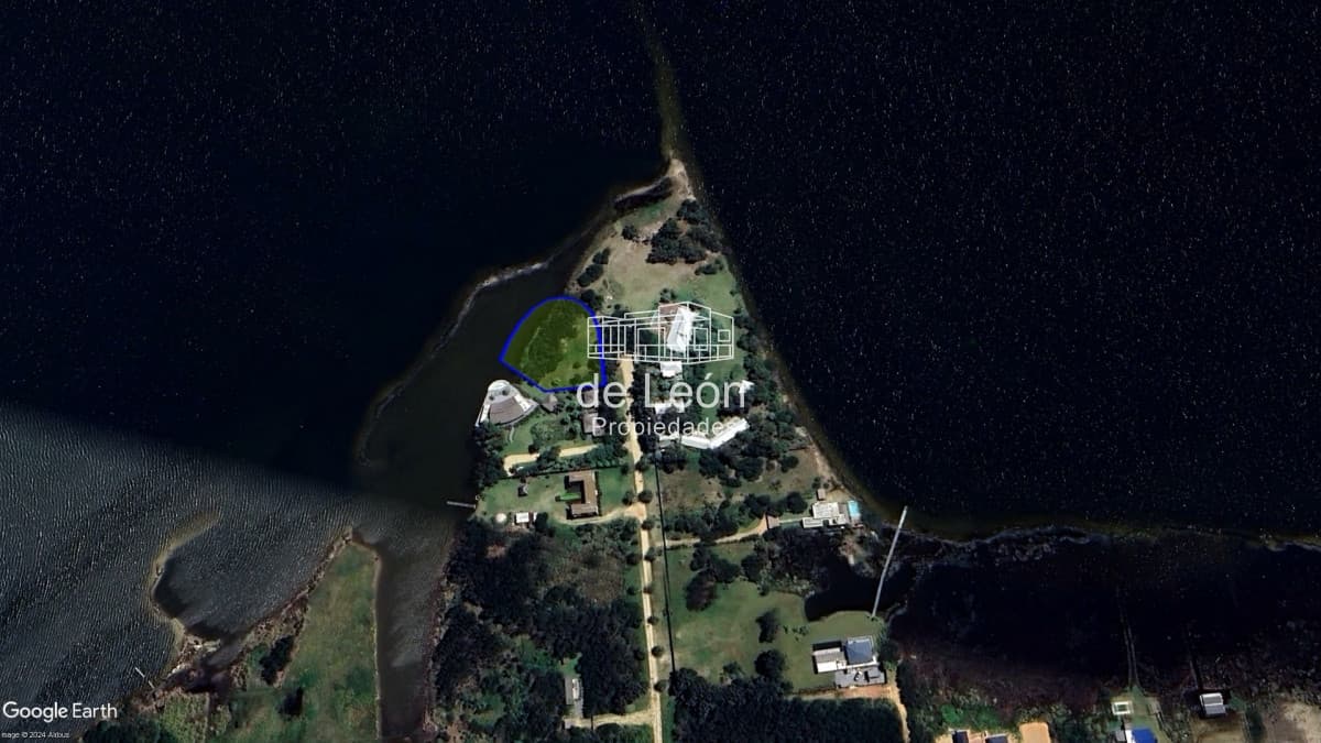 Terreno de 1341m2 en venta en Santa Monica, jose Ignacio