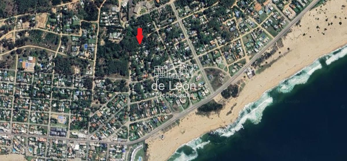 Lote de 415m2 en venta en Montoya, La Barra