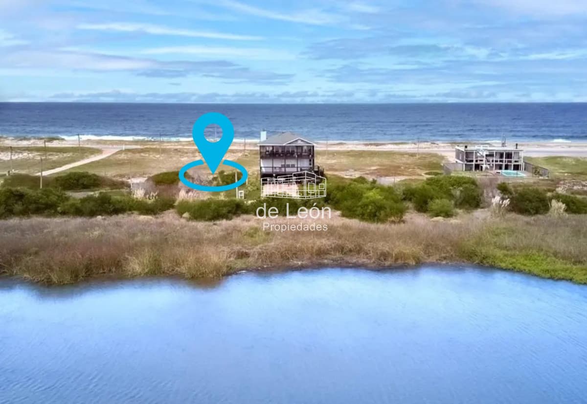 Terreno sobre la laguna en Santa Monica, Jose Ignacio