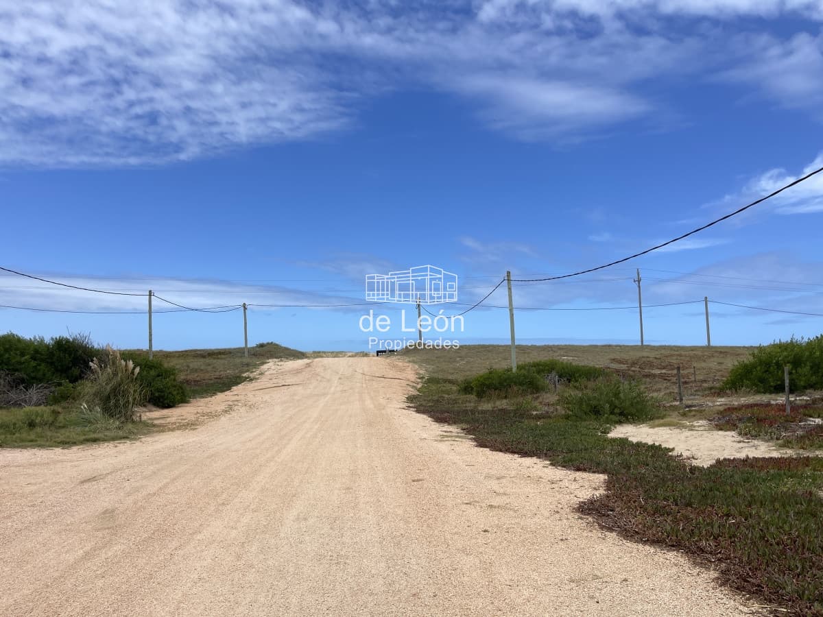Se venden 2 terrenos en Santa Mónica