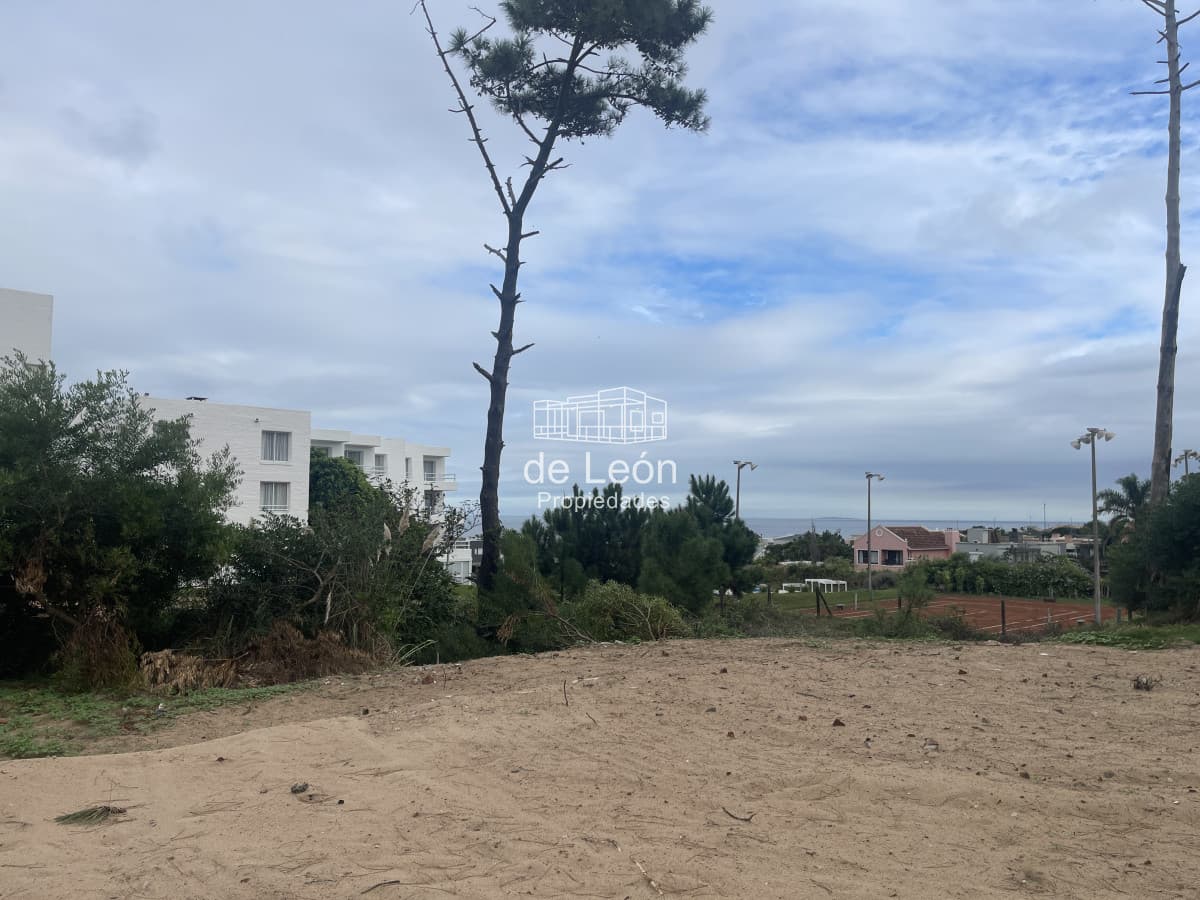 Terreno en venta en Montoya, La Barra 504m2
