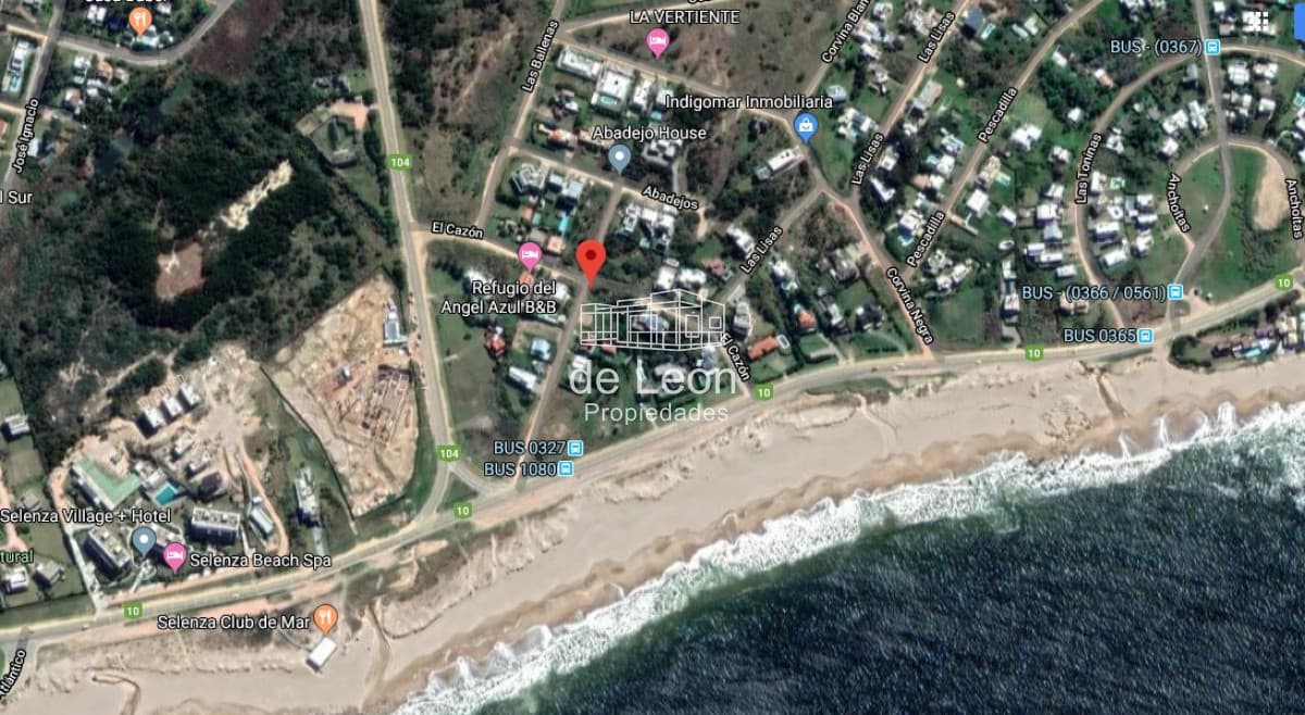 Terreno en El Chorro esquinero muy próximo al mar