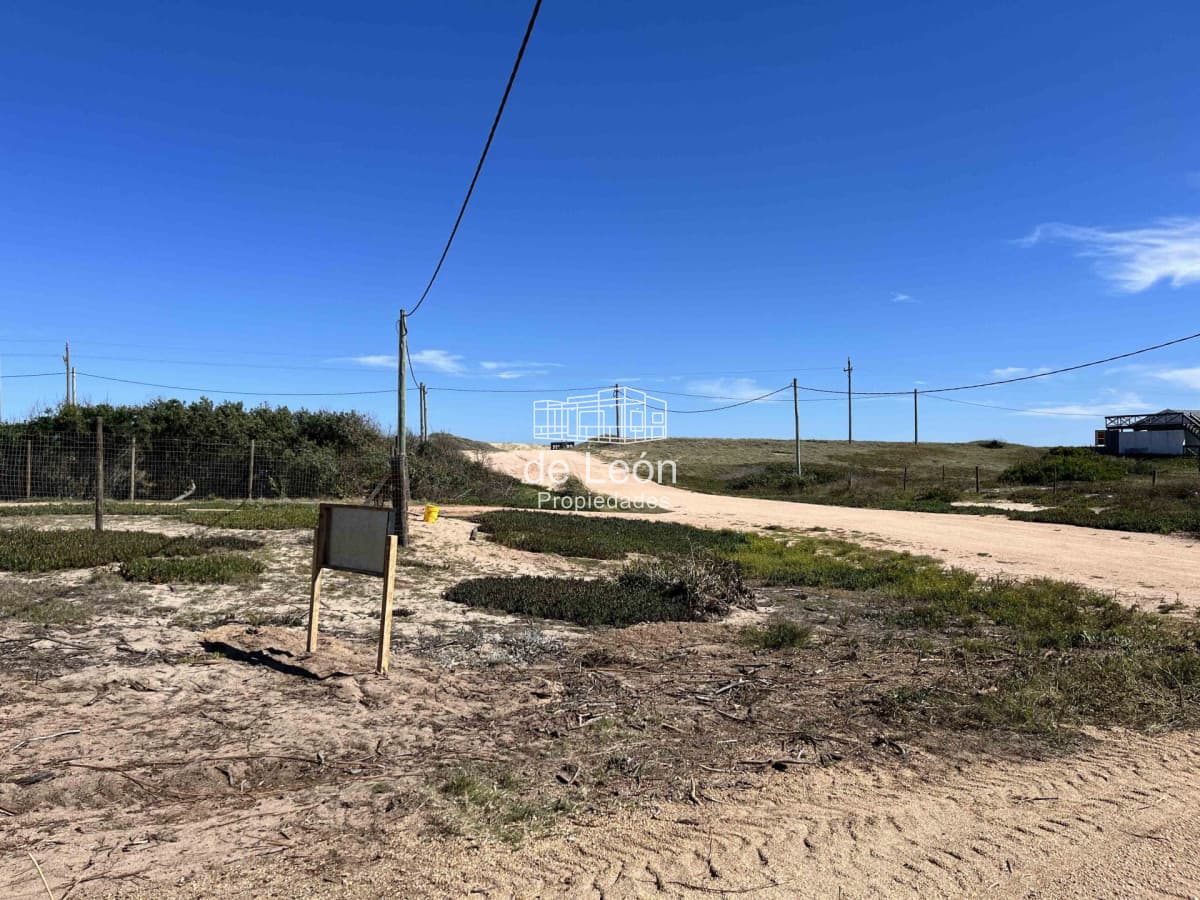 Lote de 750m2 en venta en Santa Monica, Jose Ignacio