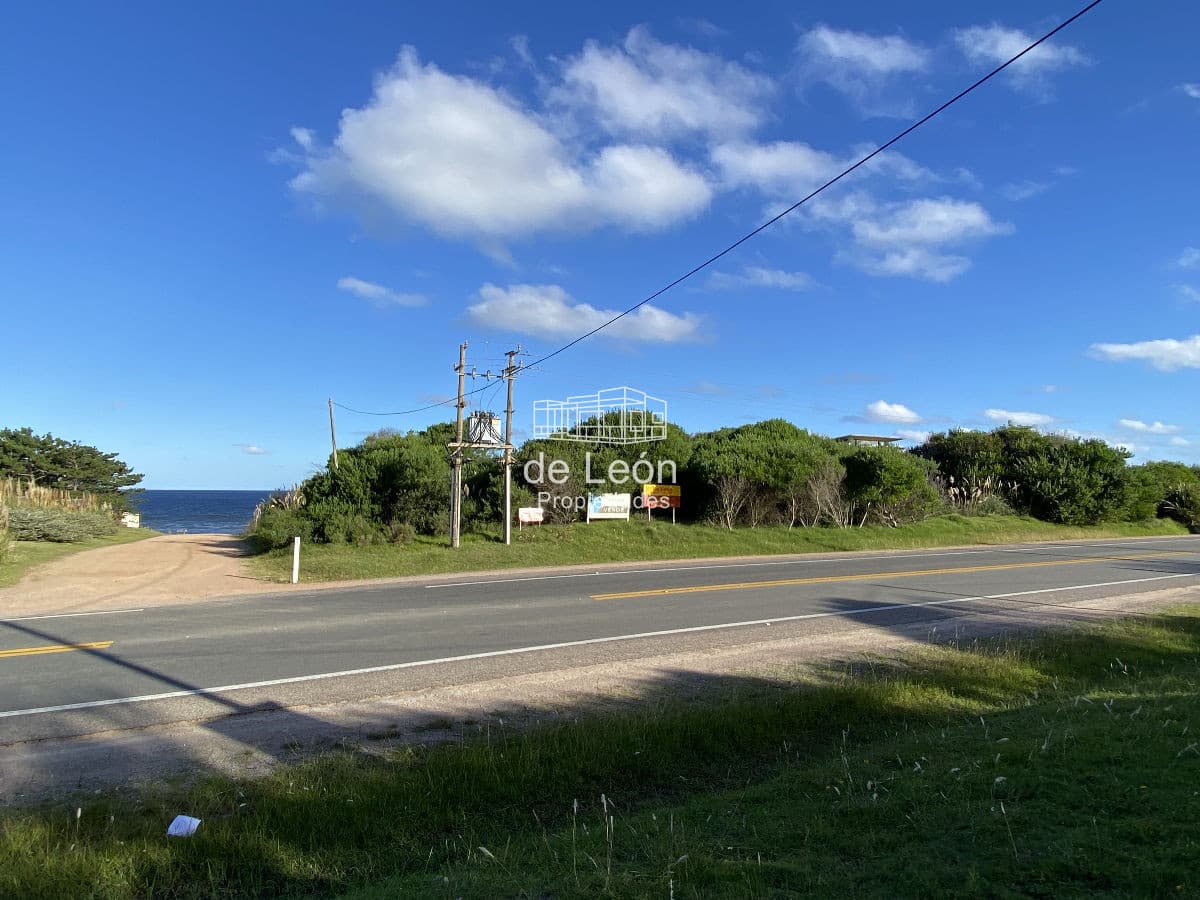 Terreno en venta en Punta Piedras