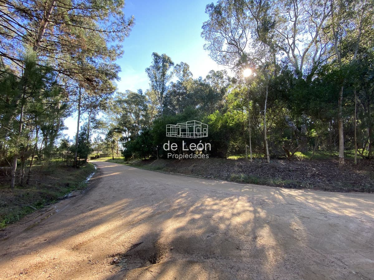 Terreno en Barra Verde, esquinero, muy buen entorno