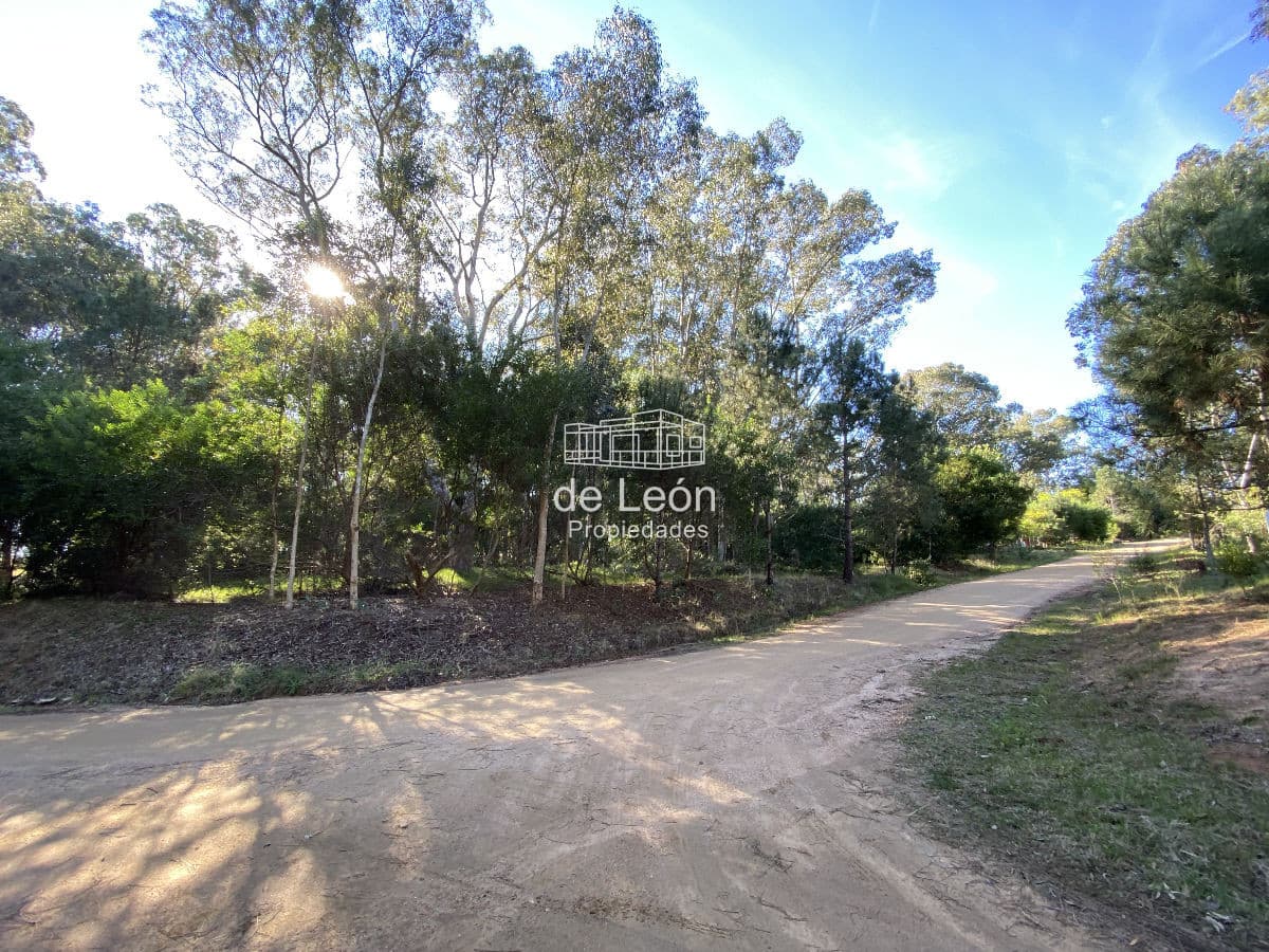 Terreno en Barra Verde, esquinero, muy buen entorno