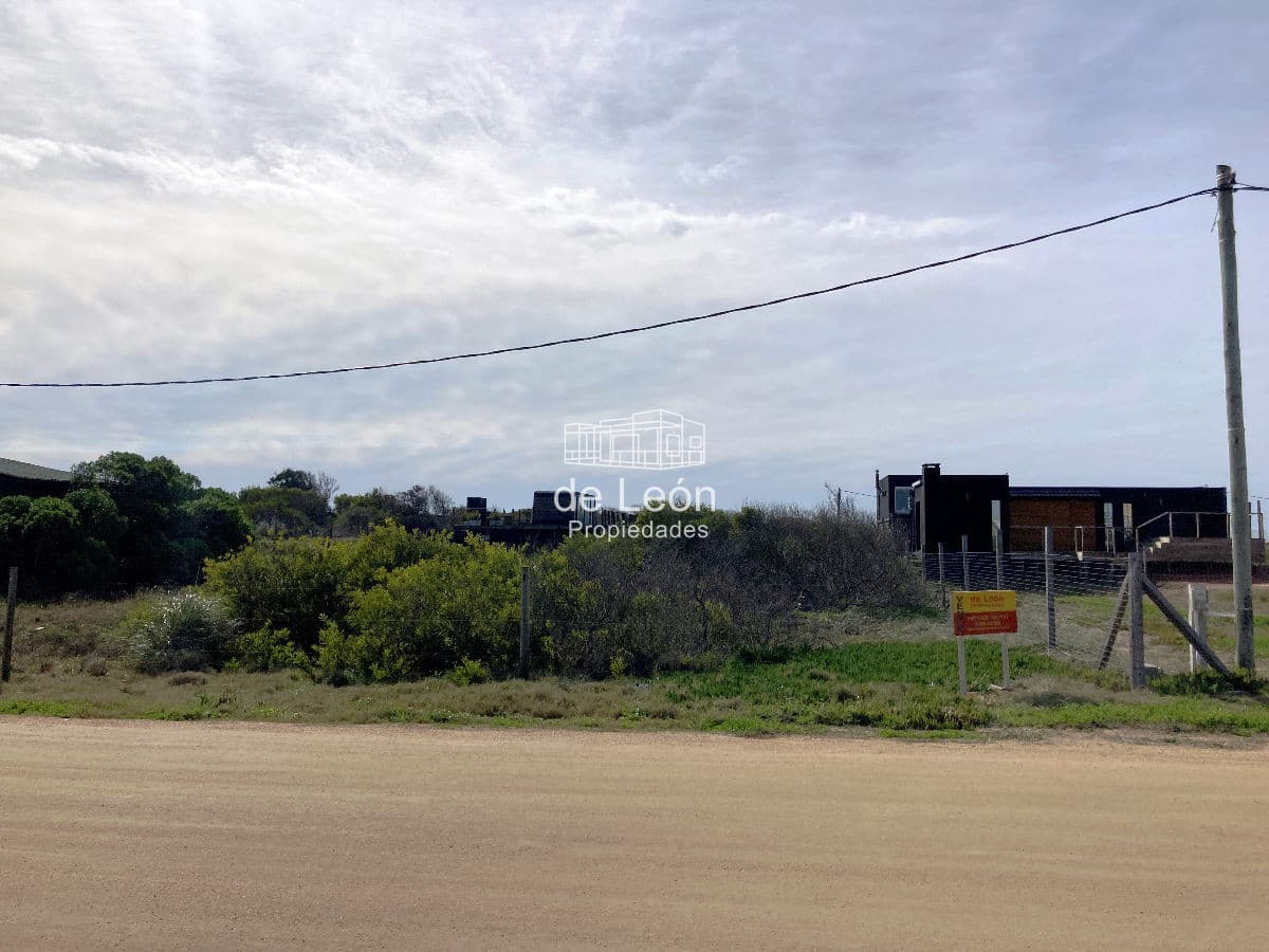 Terreno en Santa Mónica 570m2