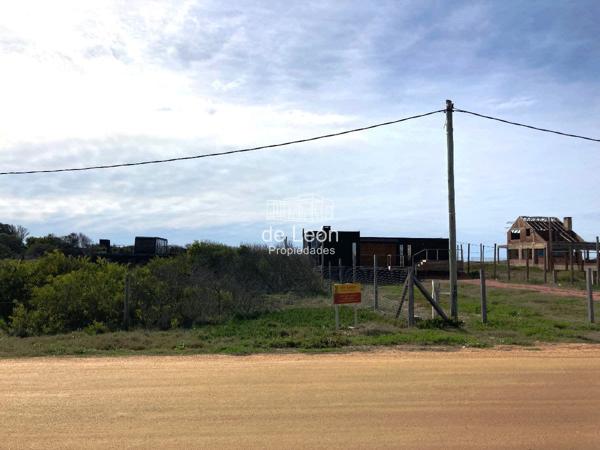 Terreno en Santa Mónica 570m2