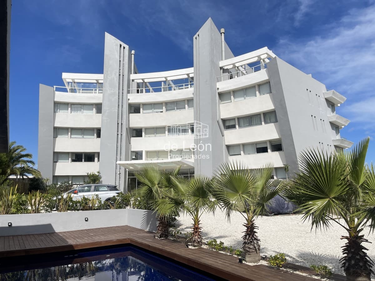 Departamento de 1 dormitorio en Manantiales, a 2 cuadras de playa Bikini