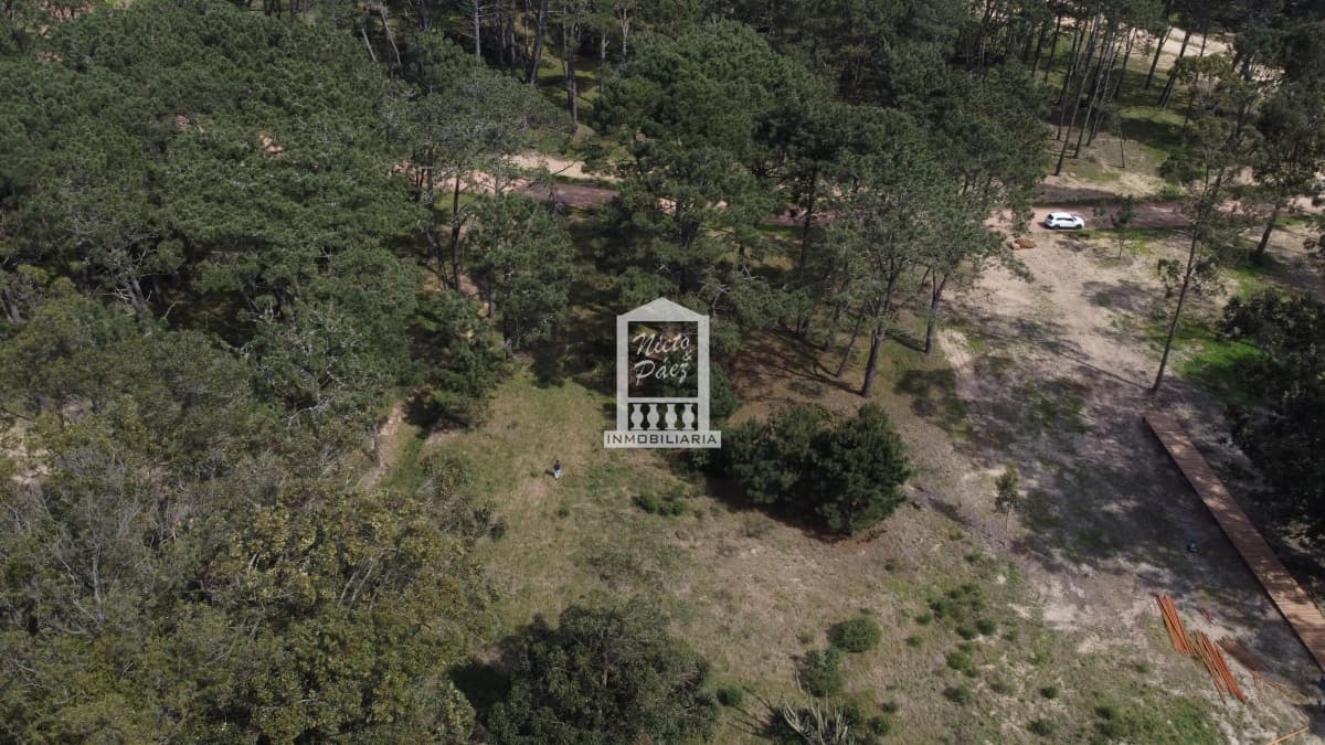 Excelente lote sobre la laguna en Reserva Montoya, La Barra
