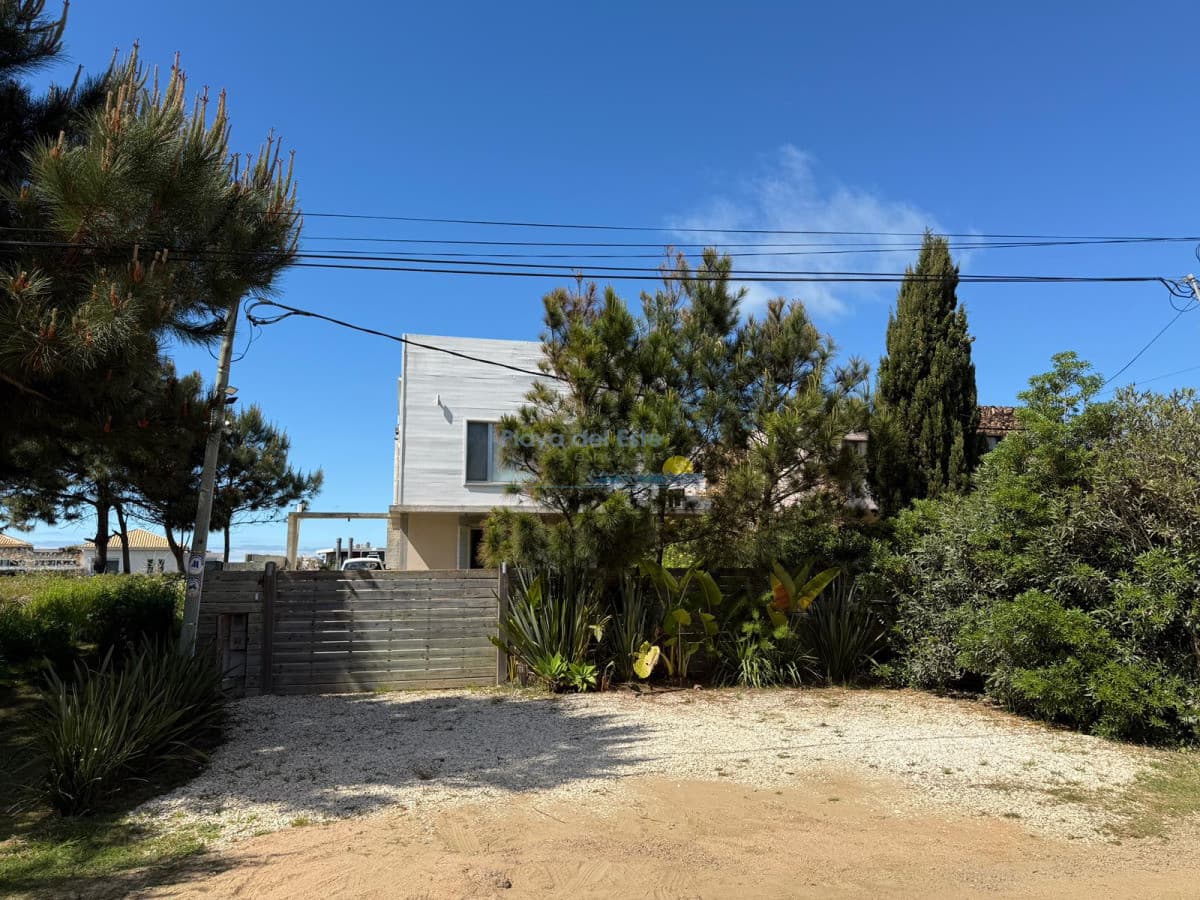 Muy linda y cómoda casa en Montoya - Inmobiliaria Playa del Este