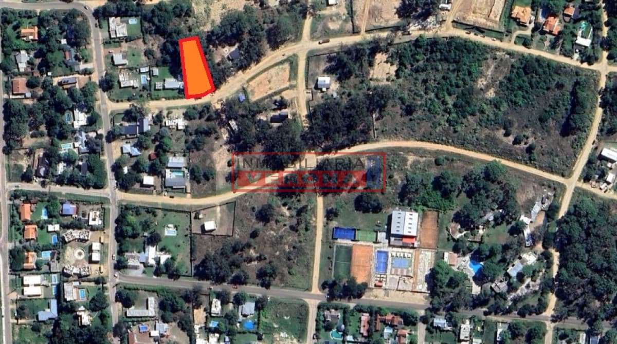 Se vende terreno de mas de 1000 metros en La Barra - Inmobiliaria Verona Punta