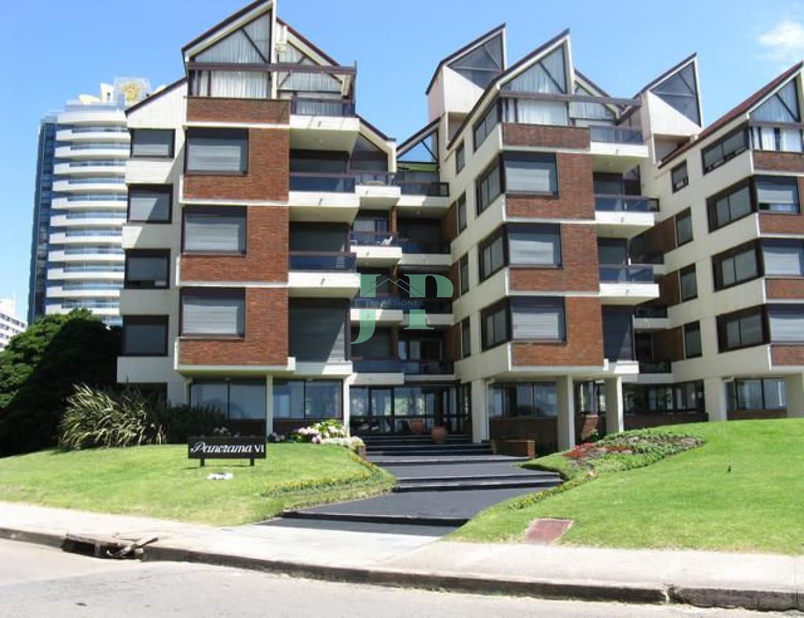 Apartamento en Punta del Este, Brava