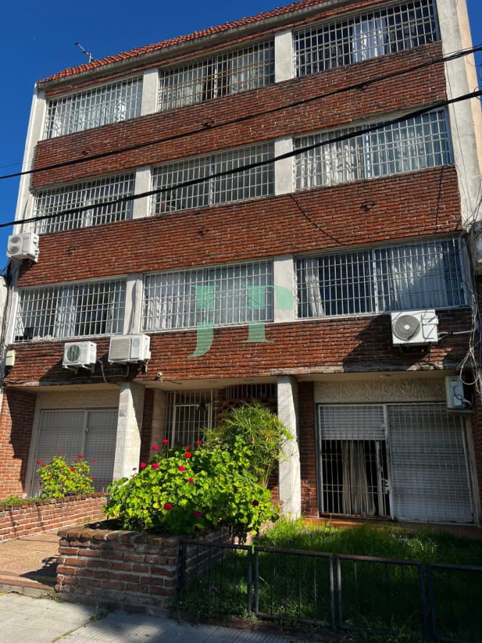 APARTAMENTO EN MONTEVIDEO