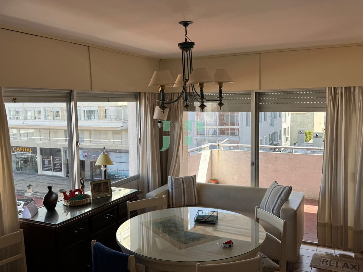 ¡Excelente apartamento en venta!